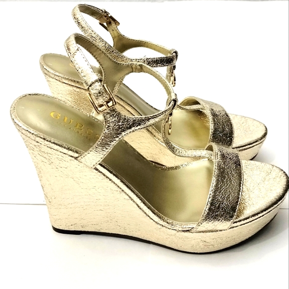 GUESS Women's Wedge Sandals, New Without Box. - Picture 2 of 7